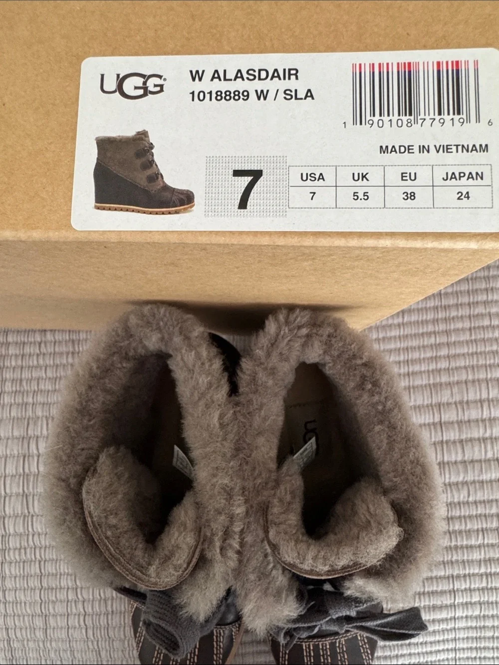 UGG women alasdair